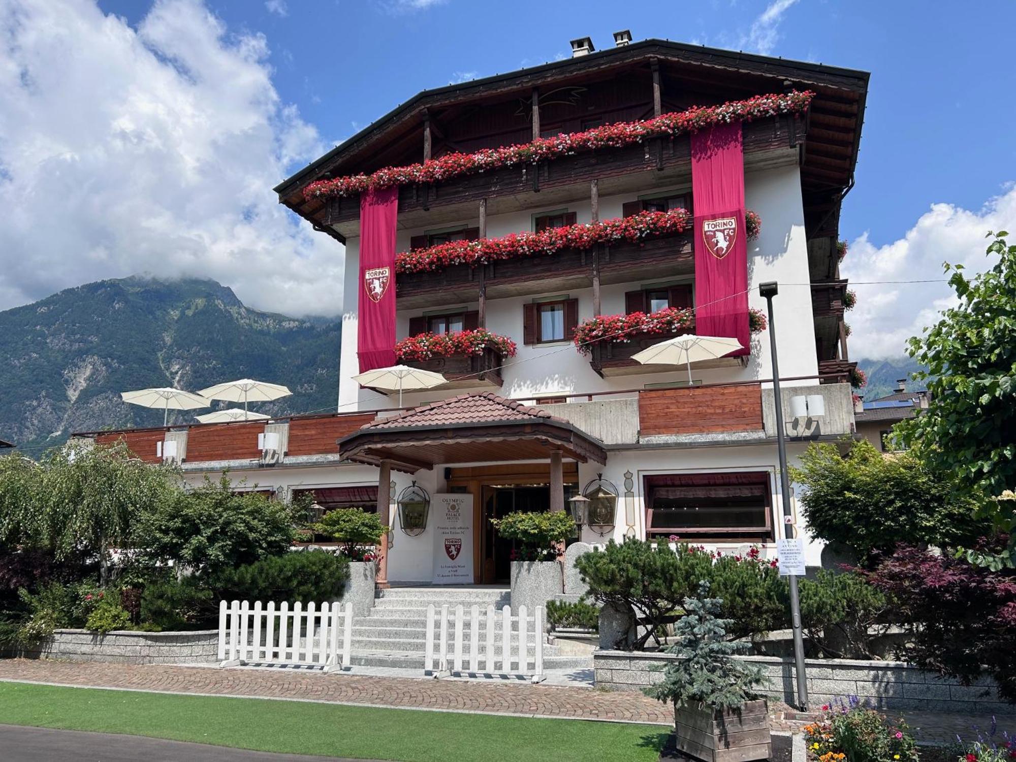 Olympic Palace Pinzolo Esterno foto
